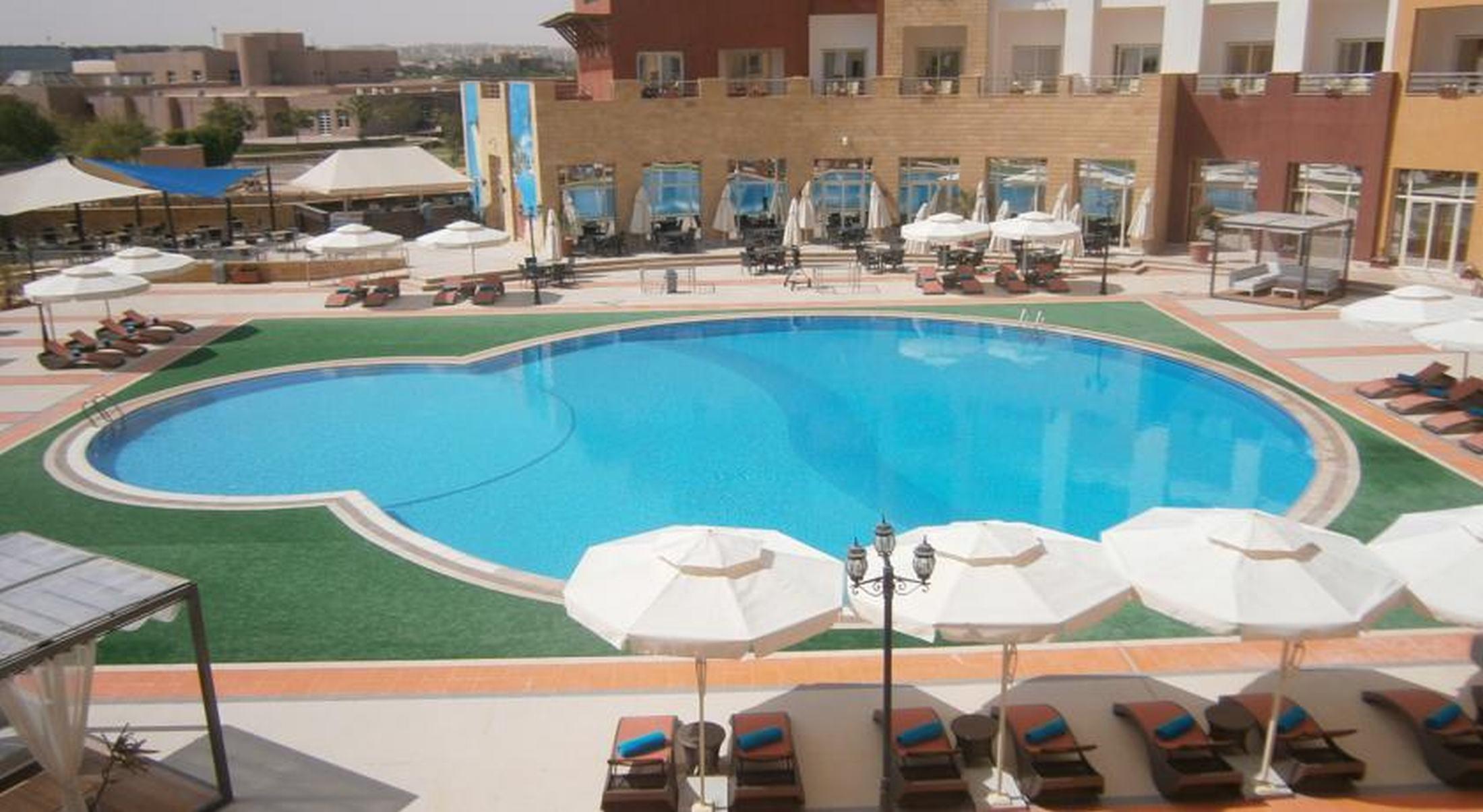 Tolip Family Park Hotel Cairo Exterior photo